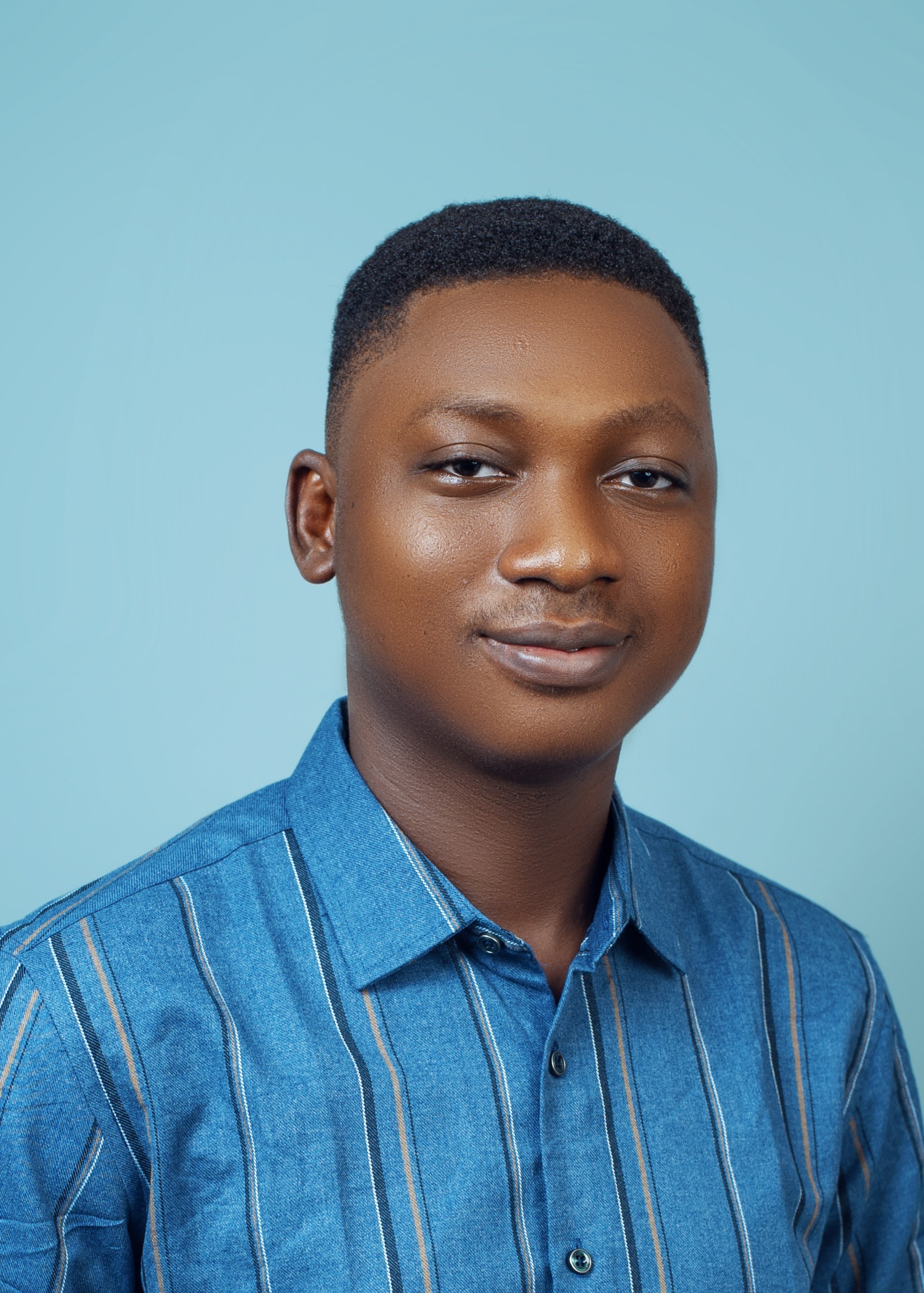 Amos Babalola headshot